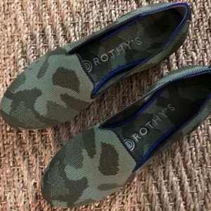 Rothys Camo Loafers size 6